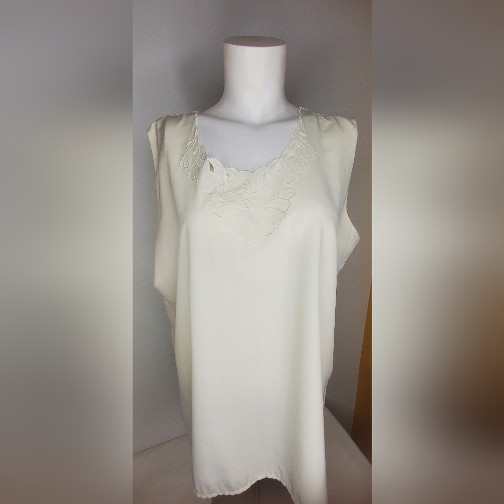 Elegant Cream Sleeveless Blouse